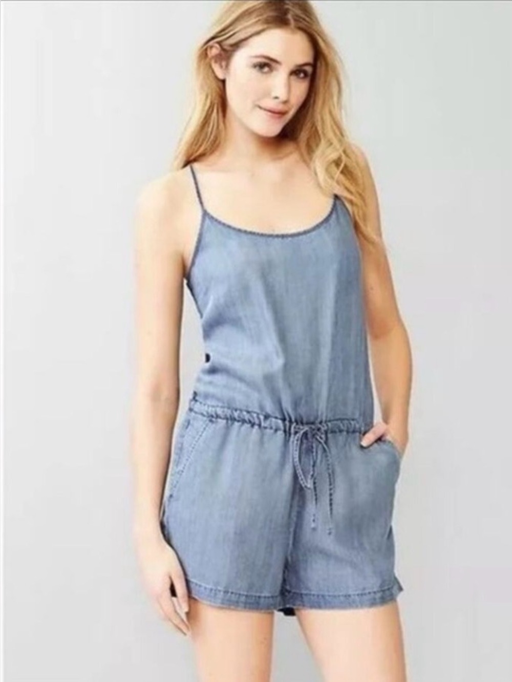 Gap Chambray Denim Romper Tencil Shorts Tie Waist Pockets Size Large